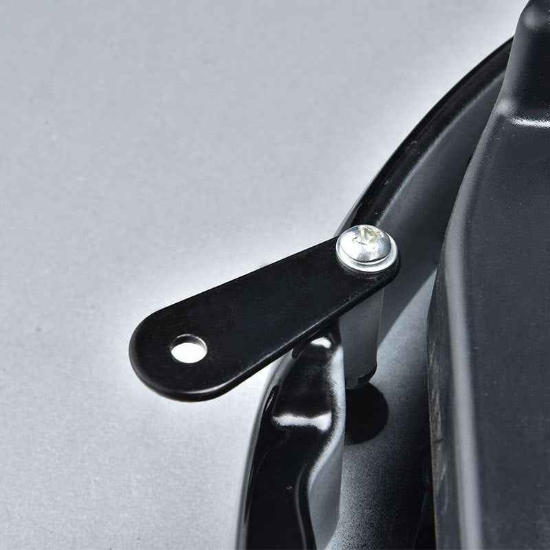 Vibration plate with integrated resistance pull ropes for upper body training