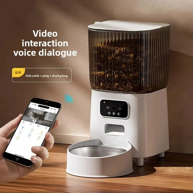 Automatic pet feeder programmable feeding